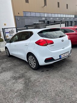 Kia ceed 1.4i panorama gold - 20