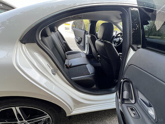 Mercedes-Benz CLA Kupé 180 d A/T - 20
