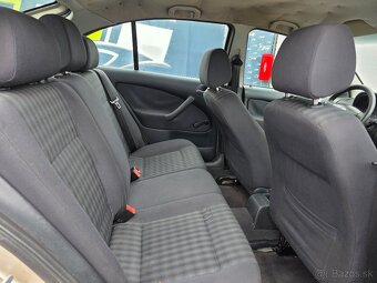 Škoda Octavia 1.6 Elegance - 20