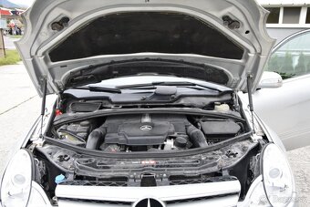 Mercedes-Benz R trieda 500 4-matic - 20