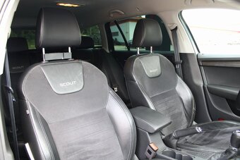 Škoda Octavia Combi 2.0 TDI Scout DSG 4x4 - 20