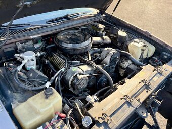 1993 Cadillac Fleetwood Brougham | 5.7 V8 - 20