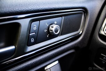Volkswagen Touareg R-Line 3.0 V6 TDI - 20