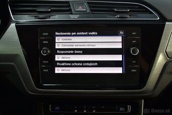Volkswagen Touran 2.0 TDI ADAPTÍVNY TEMPOMAT, KAMERA - 20