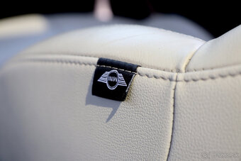 MINI Countryman S 185koní HighTrim Pack Panorama - 20