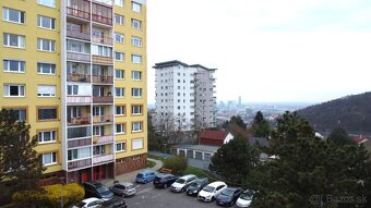 3 IZB. BYT - LOGGIA, PIVNICA - KRAMÁRE, BÁRDOŠOVA - 20