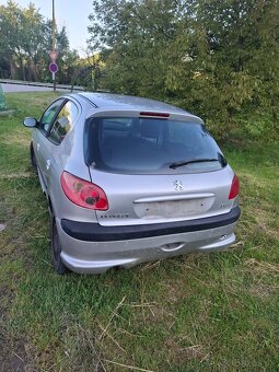 Peugeot 206 - 2