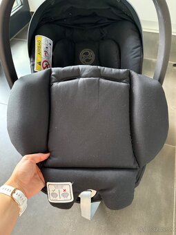 Vajíčko Cybex Cloud Z i-size + základňa - 2