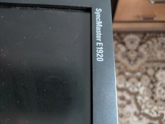 Monitor Samsung - 2