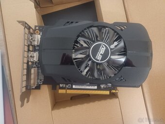 ASUS PH-RX550-4G-EVO. - 2
