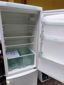 Predám chladničku s mrazničkou - 2