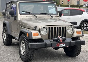 Jeep Wrangler 2.4i Sport 4x4 NAVIJÁK TAŽNÉ benzín manuál - 2