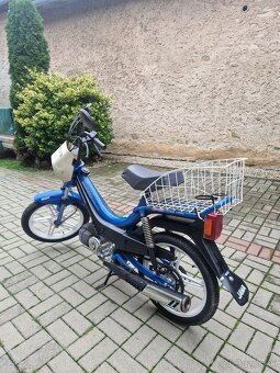 Moped Manet Korado - 2