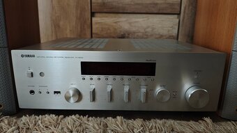 Receiver YAMAHA R-N602 - 2
