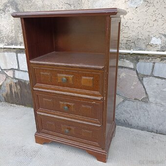 Skrinka 28x48x77 - 2