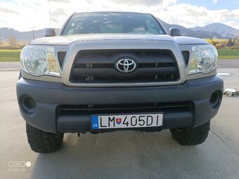 Toyota Tacoma 4x4 - 2