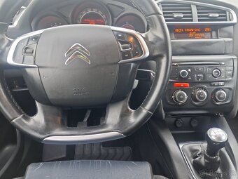 Citroen C4 HATCHBACK 1.6HDI 68kW/92PS biela r.v.2013/8 mesia - 2