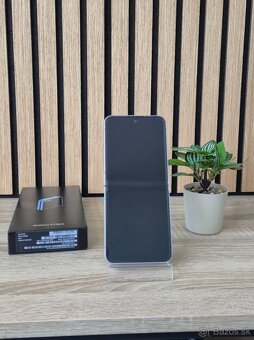 Samsung Galaxy Z Flip6 256GB | 1,5 Roka Zaruka - 2