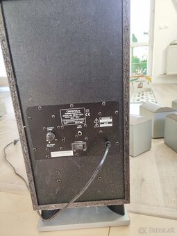Aktívny bass‑reflex subwoofer Onkyo SKW‑150X - 2