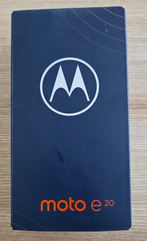 Motorola moto 20 - 2
