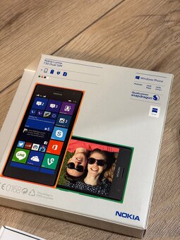 Nokia Lumia 730 - 2