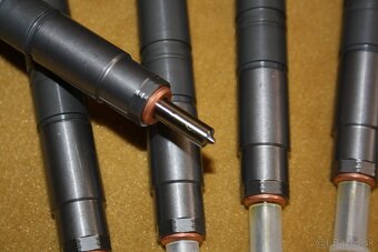 Trysky AUDI 3.0 TDI 059130277FD 0445117080 - 2