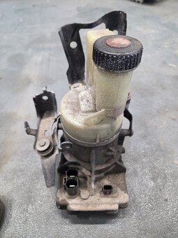 Servo čerpadlo Renault Master - 2