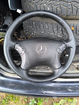 Volant Mercedes Benz - 2