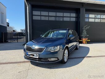 Škoda Superb 2.0TDi DSG Kombi - 2