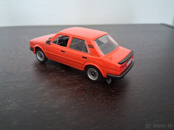 Škoda 120 L legendarne automobily čssr 1:43 , 1/43 - 2
