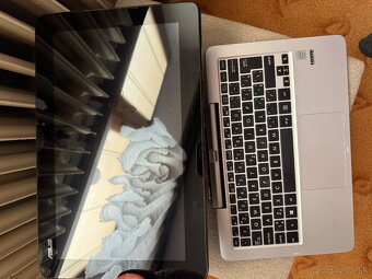 ASUS T200TA - transformer - TOP stav - 2