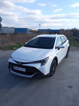 Toyota Corolla Combi 2.0 Hybrid Trek e-CVT - 2