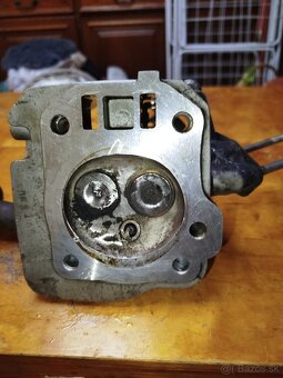 Hlava motora hondy gx 200 a klony - 2