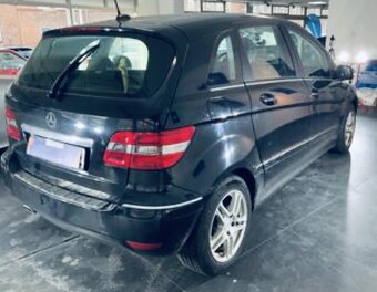 Mercedes-Benz B180CDI - 2
