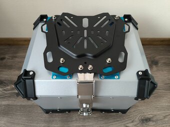 Zadní motokufr TopCase 45L hliníkový - 2