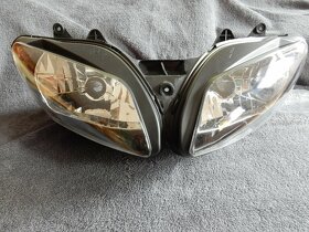 Yamaha R1 YZF R1 1000 světlo přední - 2