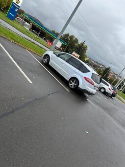 Surne predám  Ford  Smax 2l 120kw 7m - 2