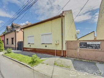 BOSEN | 2 izbový, rodinný dom s garážou, Fiľakovo, 630m2. - 2