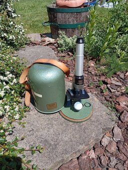 Retro starý mikroskop Meopta - 2