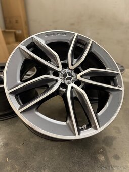 Nepoužité hliníkové disky 5x112 R19 Mercedes Benz GLB AMG - 2