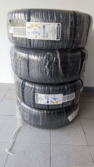 Zimná alu sada R19 Superb III nepoužitá DOT24 - 2