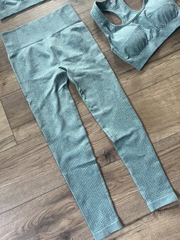 Damsky mentolovy elasticky 3 ks set na cvicenie, vel. M - 2