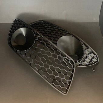 Seat Leon MK1 Cupra R mriežky ku hmlovkám - 2