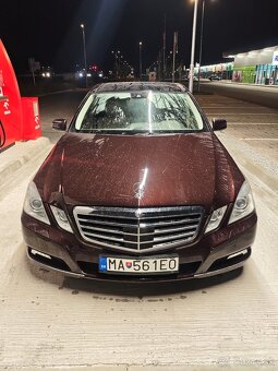 Mercedes E350 CDI Elegance Airmatic W212 2009 - 2