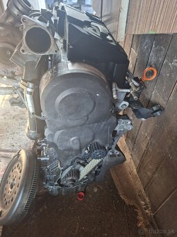 Motor 2.0 tdi bmp vw,skoda,audi,seat - 2