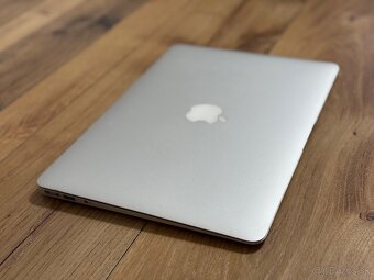 Apple Macbook Air 13" (mid 2013) i5, 4GB, 256GB - 2