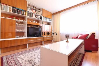 3 - izbový byt na obľúbenej adrese - 2