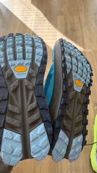Predam nove Altra Olympus 6 EU45 - 2