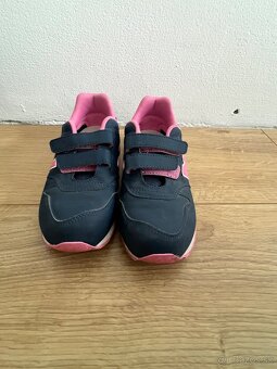 Dievcenske tenisky NEW Balance v.33,5 - 2