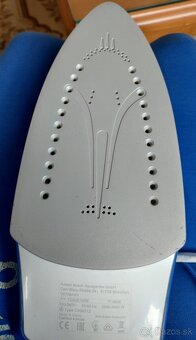 Naparovacia žehlička Bosch - 2